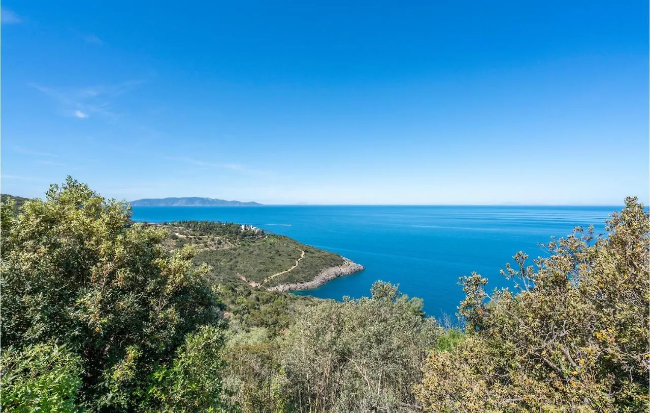 Holiday home Cozy Home In Porto Santo Stefano With Kitchen Italy