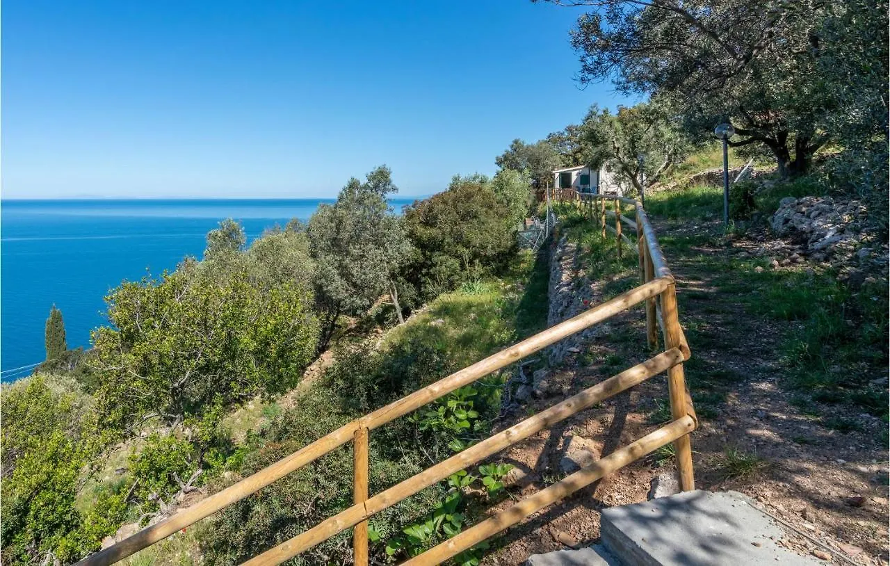 Cozy Home In Porto Santo Stefano With Kitchen Porto Santo Stefano (Grosseto)