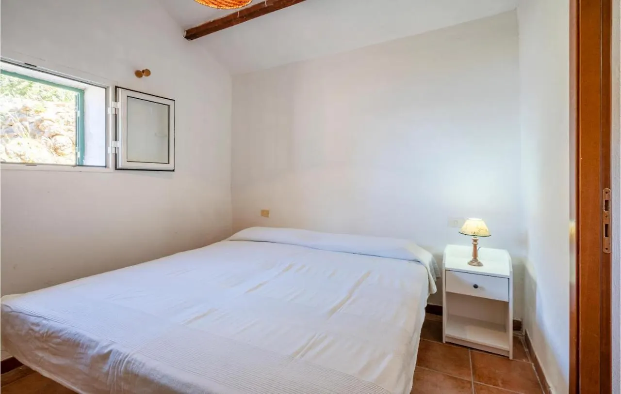 Cozy Home In Porto Santo Stefano With Kitchen Italy